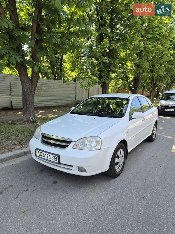 Chevrolet Lacetti 2012