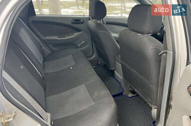 Хэтчбек Chevrolet Lacetti 2005 в 