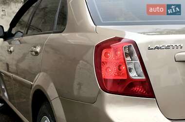 Седан Chevrolet Lacetti 2005 в 