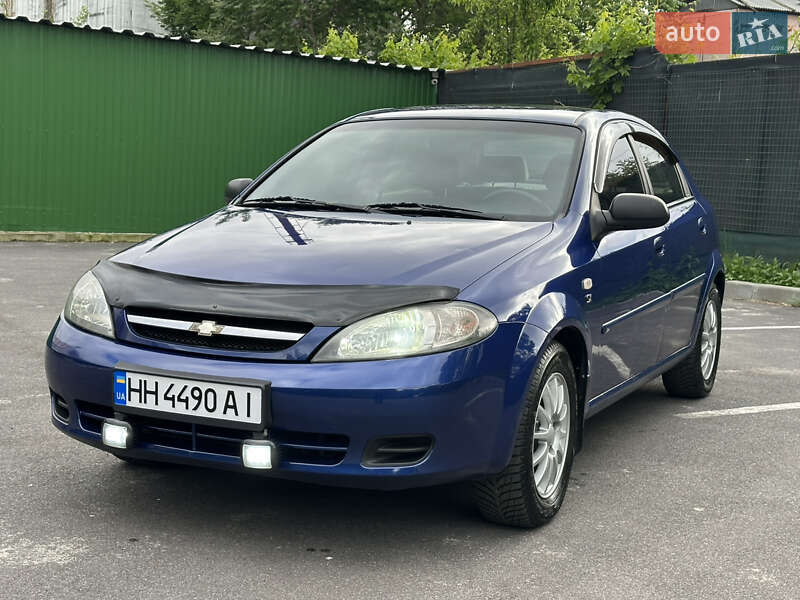 Хэтчбек Chevrolet Lacetti 2004 в Одессе