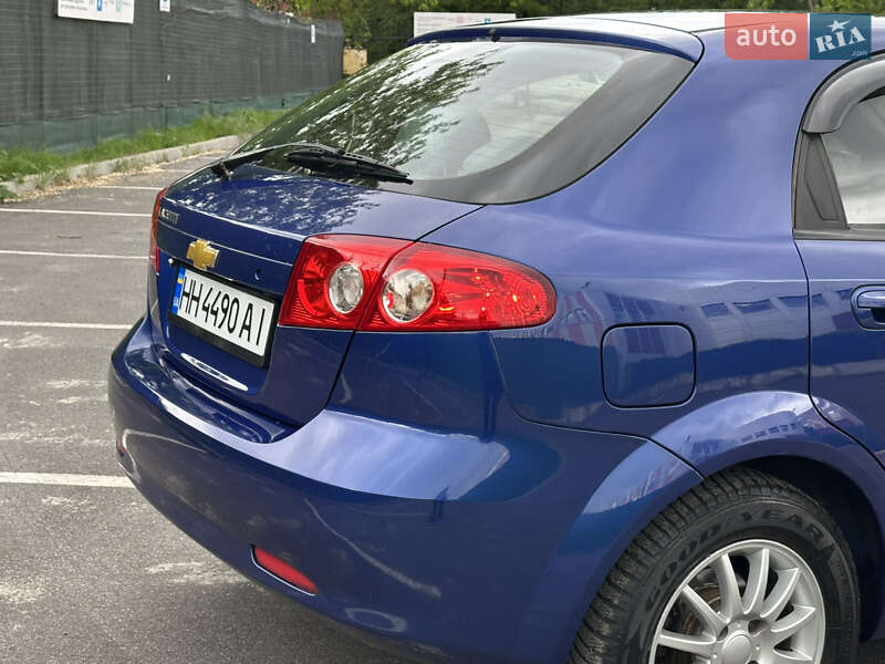 Хэтчбек Chevrolet Lacetti 2004 в Одессе