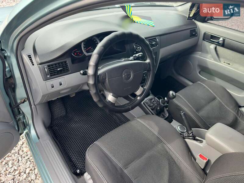 Седан Chevrolet Lacetti 2006 в Харькове