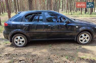 Хэтчбек Chevrolet Lacetti 2007 в 
