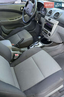 Хетчбек Chevrolet Lacetti 2008 в 