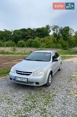 Седан Chevrolet Lacetti 2005 в Новояворовске