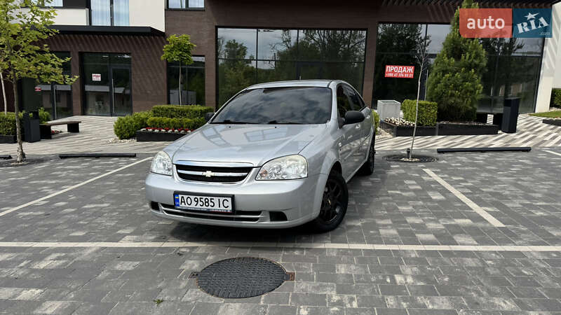 Седан Chevrolet Lacetti 2007 в Ужгороде