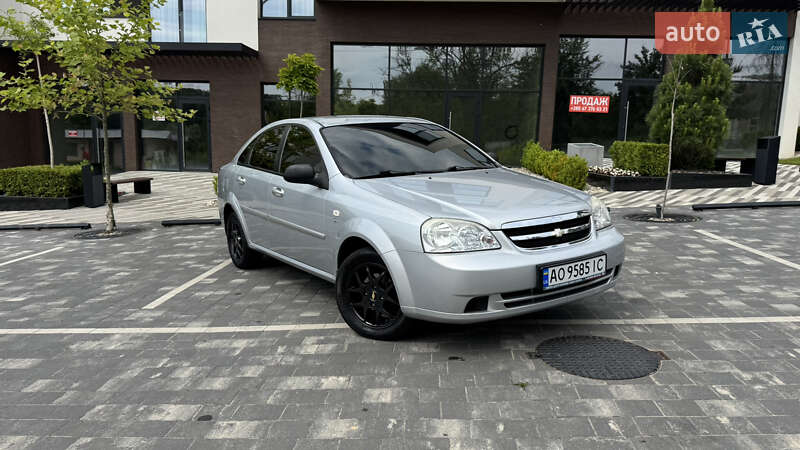 Седан Chevrolet Lacetti 2007 в Ужгороде