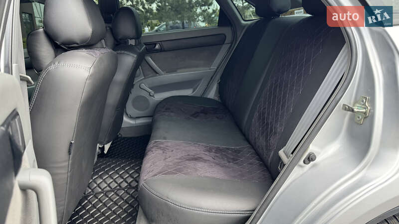 Седан Chevrolet Lacetti 2007 в Ужгороде