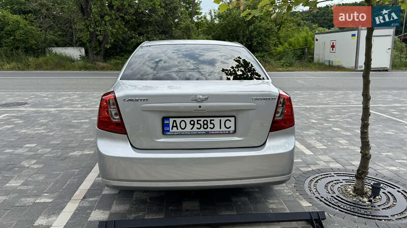 Седан Chevrolet Lacetti 2007 в Ужгороде
