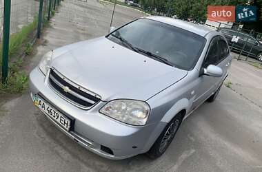 Седан Chevrolet Lacetti 2004 в Києві