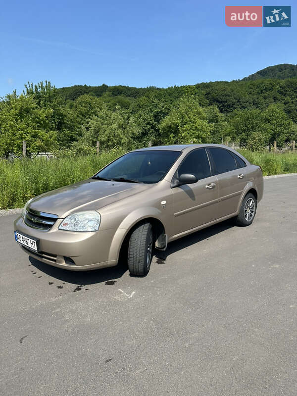 Седан Chevrolet Lacetti 2007 в Перечине