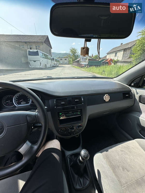 Седан Chevrolet Lacetti 2007 в Перечине