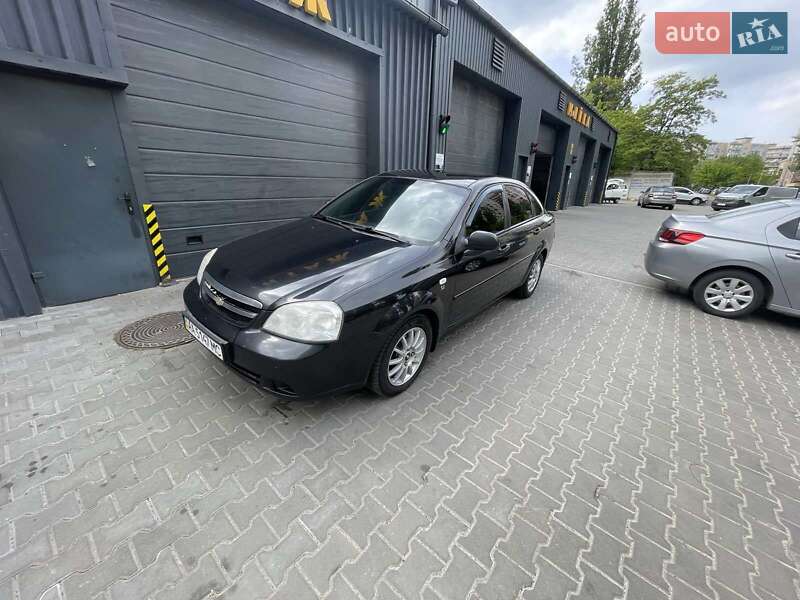 Седан Chevrolet Lacetti 2011 в Киеве