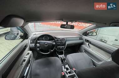 Седан Chevrolet Lacetti 2011 в 