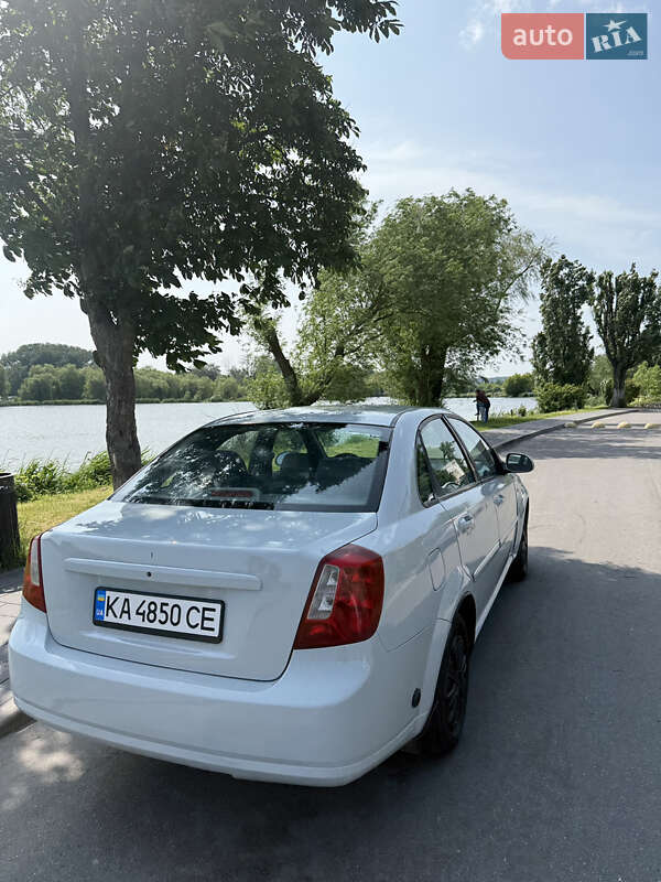 Седан Chevrolet Lacetti 2008 в Василькові