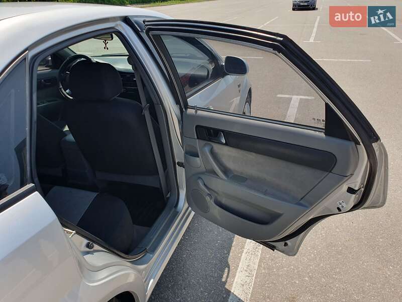 Седан Chevrolet Lacetti 2011 в Кропивницькому