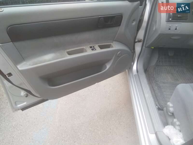 Седан Chevrolet Lacetti 2005 в Києві