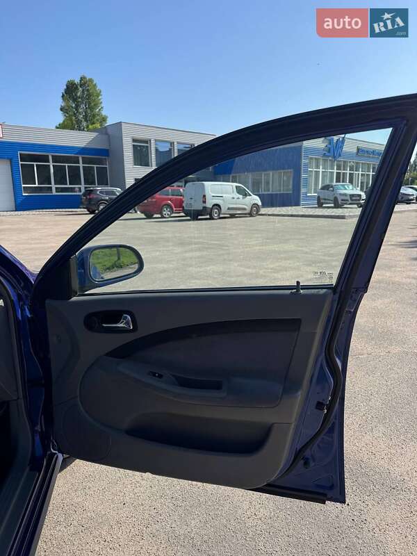 Хетчбек Chevrolet Lacetti 2005 в Кропивницькому