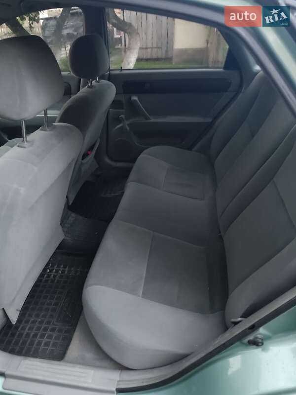 Седан Chevrolet Lacetti 2005 в Золочеве