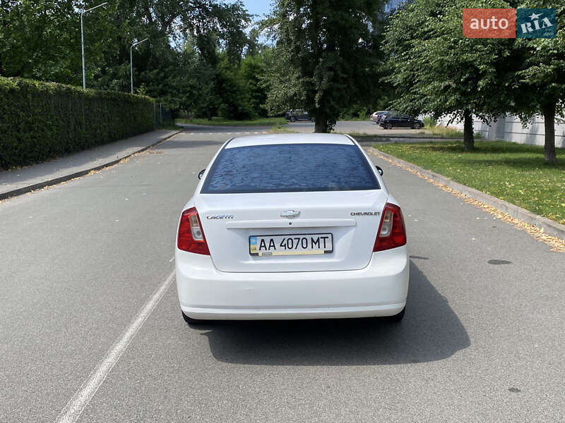 Седан Chevrolet Lacetti 2005 в Києві