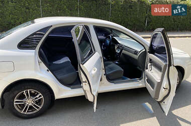 Седан Chevrolet Lacetti 2005 в 