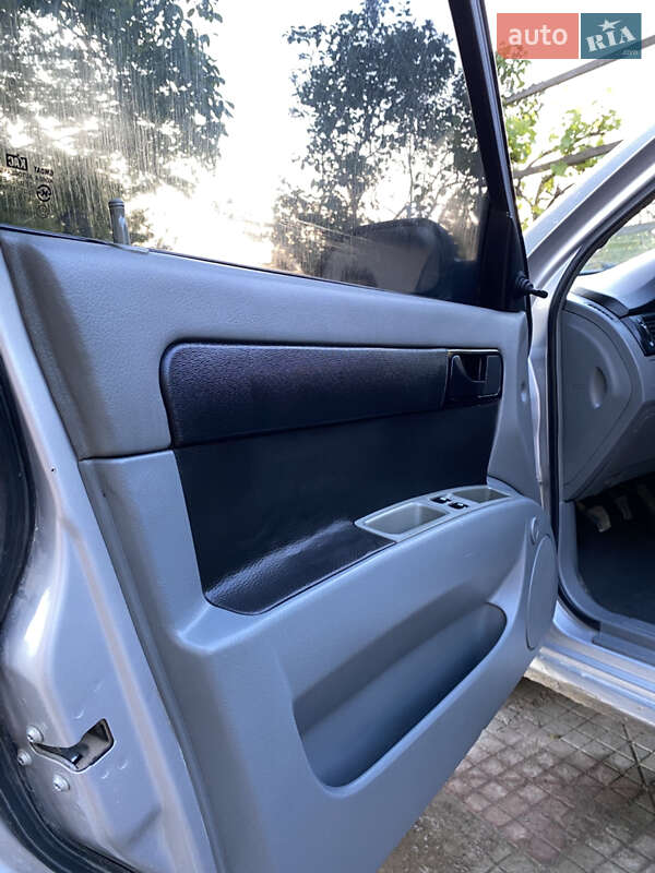 Седан Chevrolet Lacetti 2007 в Борщеве фото 33 Седан Chevrolet Lacetti 2007 в Борщеве