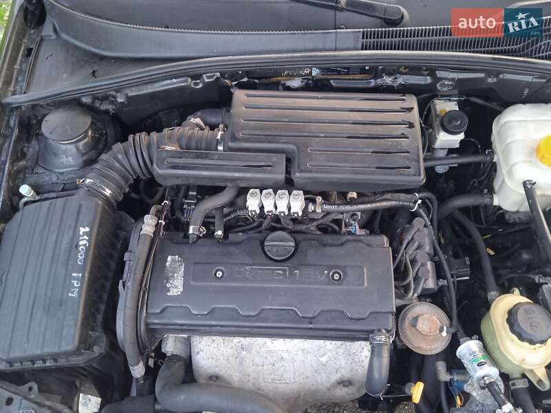 Седан Chevrolet Lacetti 2006 в Хмельницькому