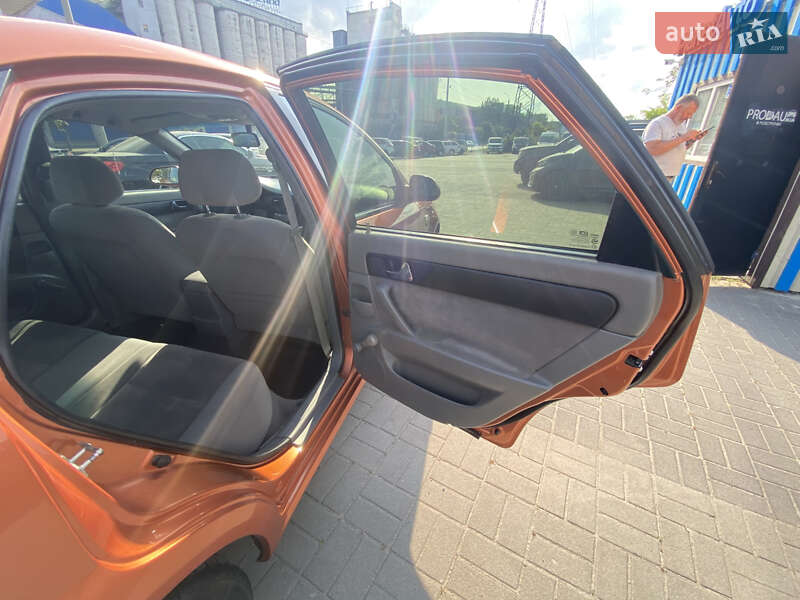Седан Chevrolet Lacetti 2007 в Дніпрі