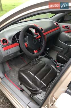 Хетчбек Chevrolet Lacetti 2007 в 