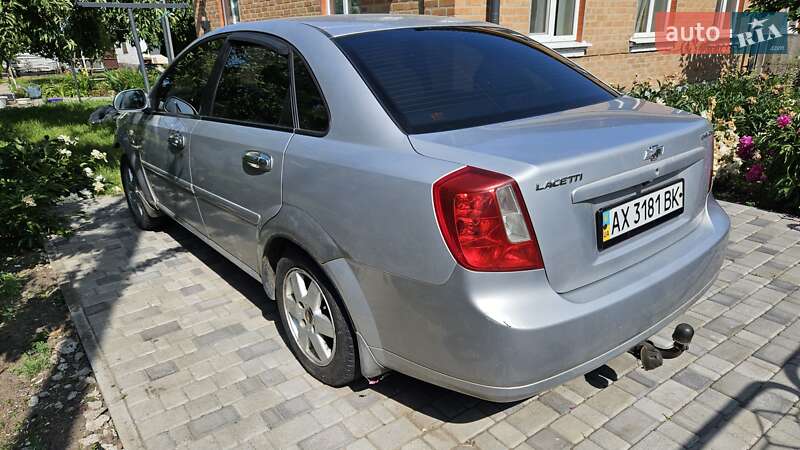 Chevrolet Lacetti 2004