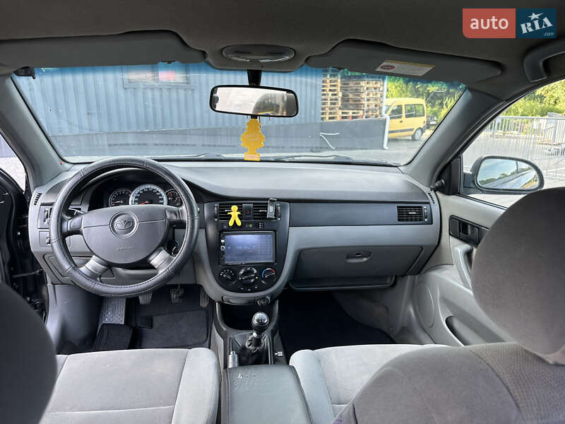 Седан Chevrolet Lacetti 2006 в Стрию