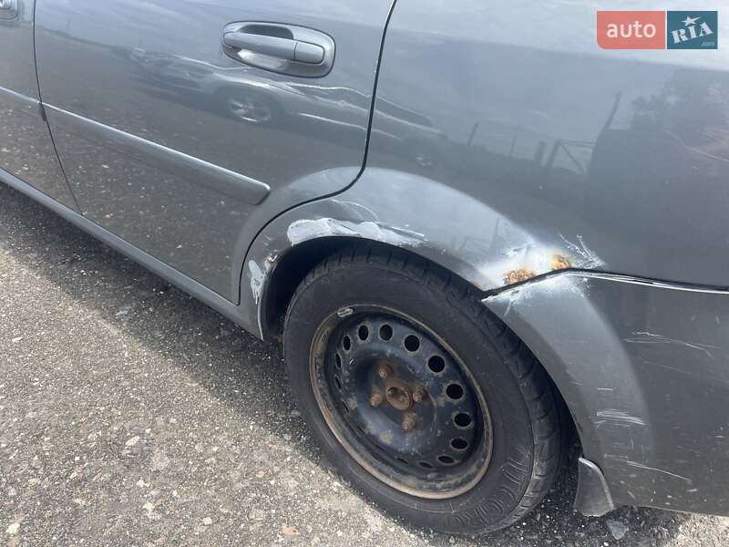 Хэтчбек Chevrolet Lacetti 2010 в Киеве