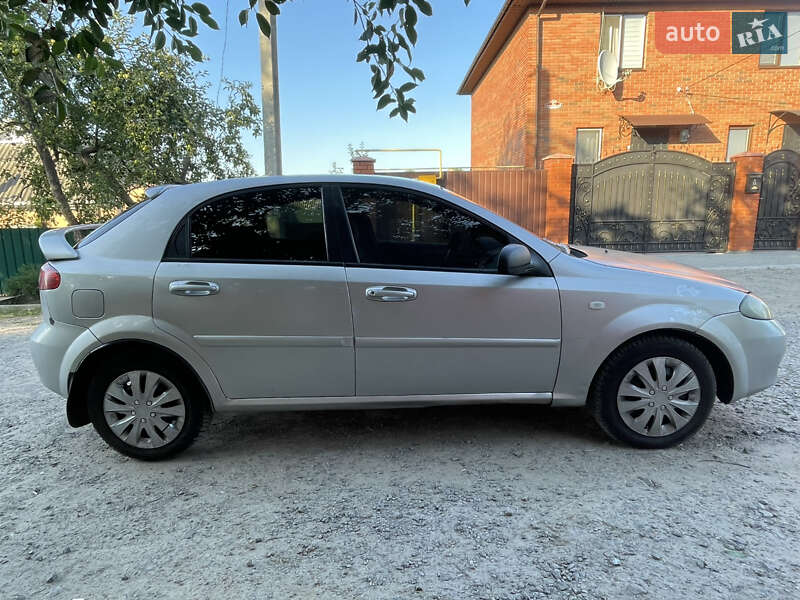 Хетчбек Chevrolet Lacetti 2006 в Вінниці