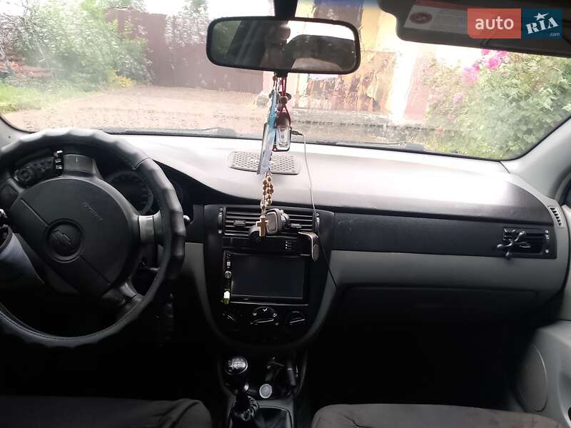 Седан Chevrolet Lacetti 2007 в Пулинах