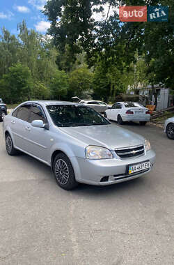 Седан Chevrolet Lacetti 2004 в Киеве