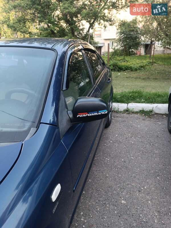 Седан Chevrolet Lacetti 2006 в Золотоноші