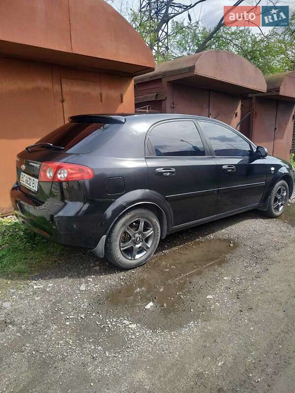 Хэтчбек Chevrolet Lacetti 2005 в Львове фото 6 Хэтчбек Chevrolet Lacetti 2005 в Львове