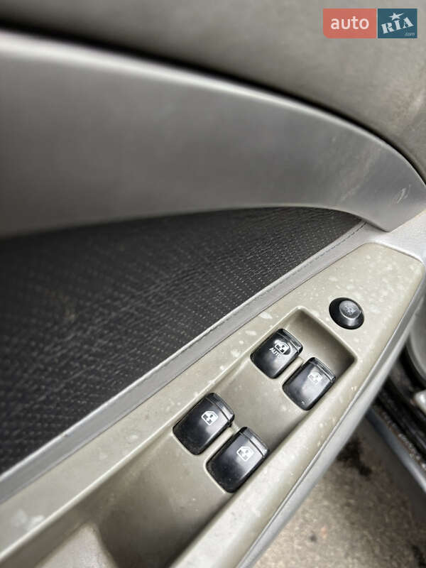 Хэтчбек Chevrolet Lacetti 2006 в Киеве