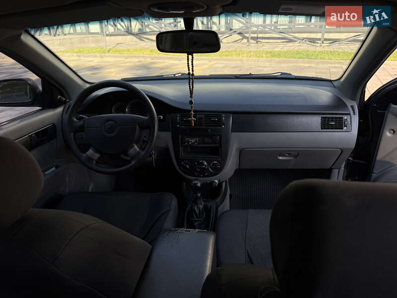Седан Chevrolet Lacetti 2007 в Полтаві