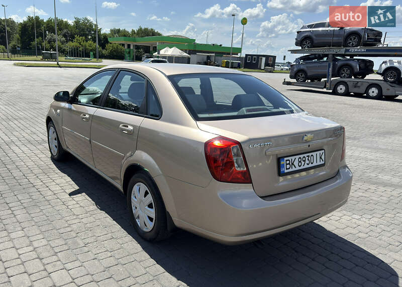 Седан Chevrolet Lacetti 2008 в Радивилове