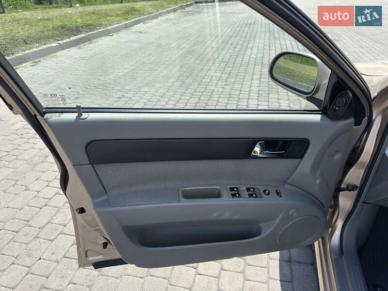Седан Chevrolet Lacetti 2008 в Радивилове