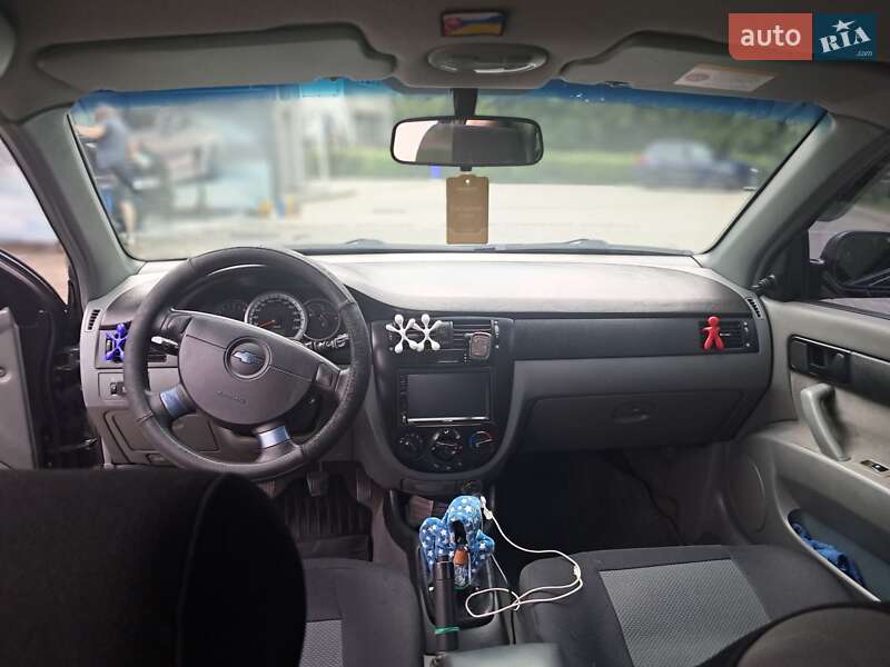 Седан Chevrolet Lacetti 2008 в Львові