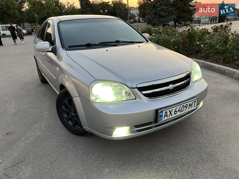 Chevrolet Lacetti 2011