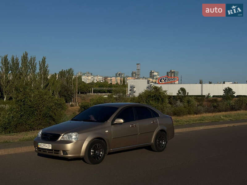 Седан Chevrolet Lacetti 2005 в Кривому Розі