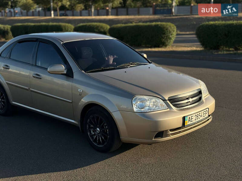 Седан Chevrolet Lacetti 2005 в Кривому Розі