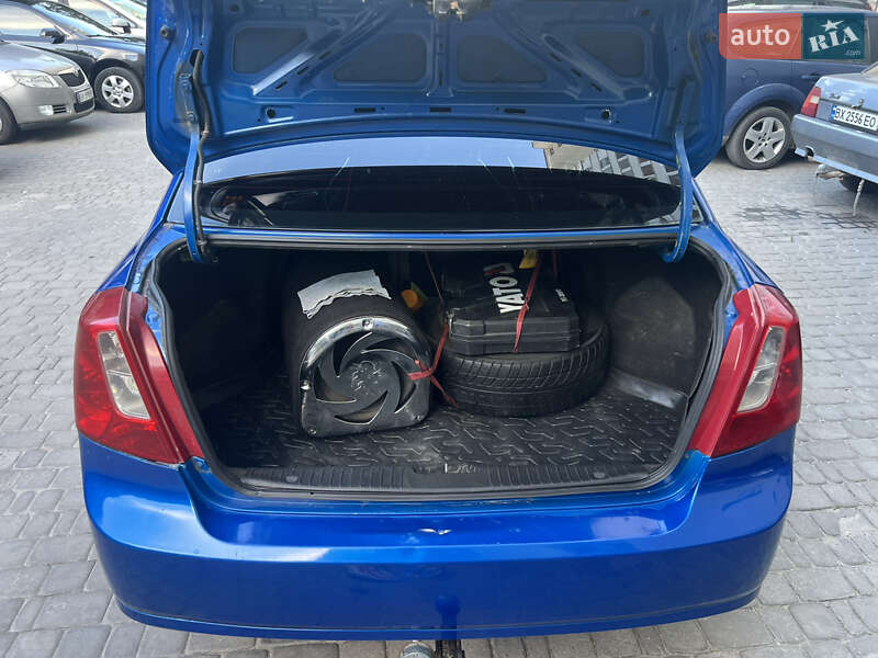 Седан Chevrolet Lacetti 2011 в Кам'янець-Подільському