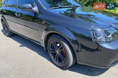 Седан Chevrolet Lacetti 2004 в Кривом Роге