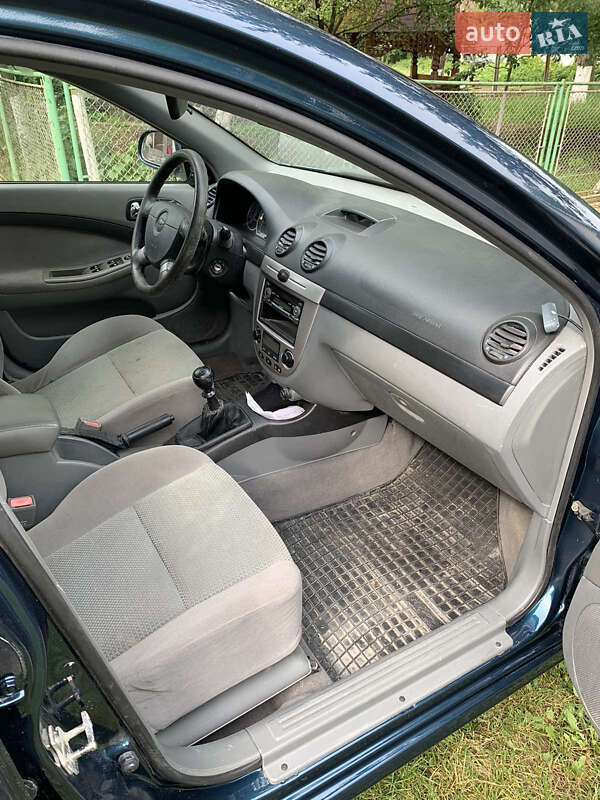 Седан Chevrolet Lacetti 2007 в Чернівцях фото 8 Седан Chevrolet Lacetti 2007 в Чернівцях