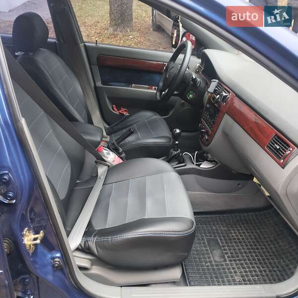 Седан Chevrolet Lacetti 2004 в Сумах фото 4 Седан Chevrolet Lacetti 2004 в Сумах