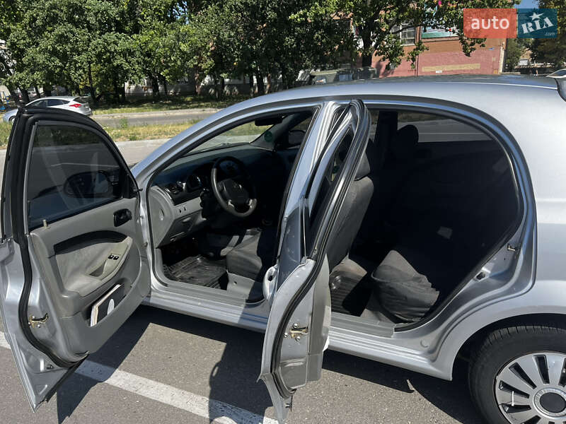 Хетчбек Chevrolet Lacetti 2010 в Кропивницькому